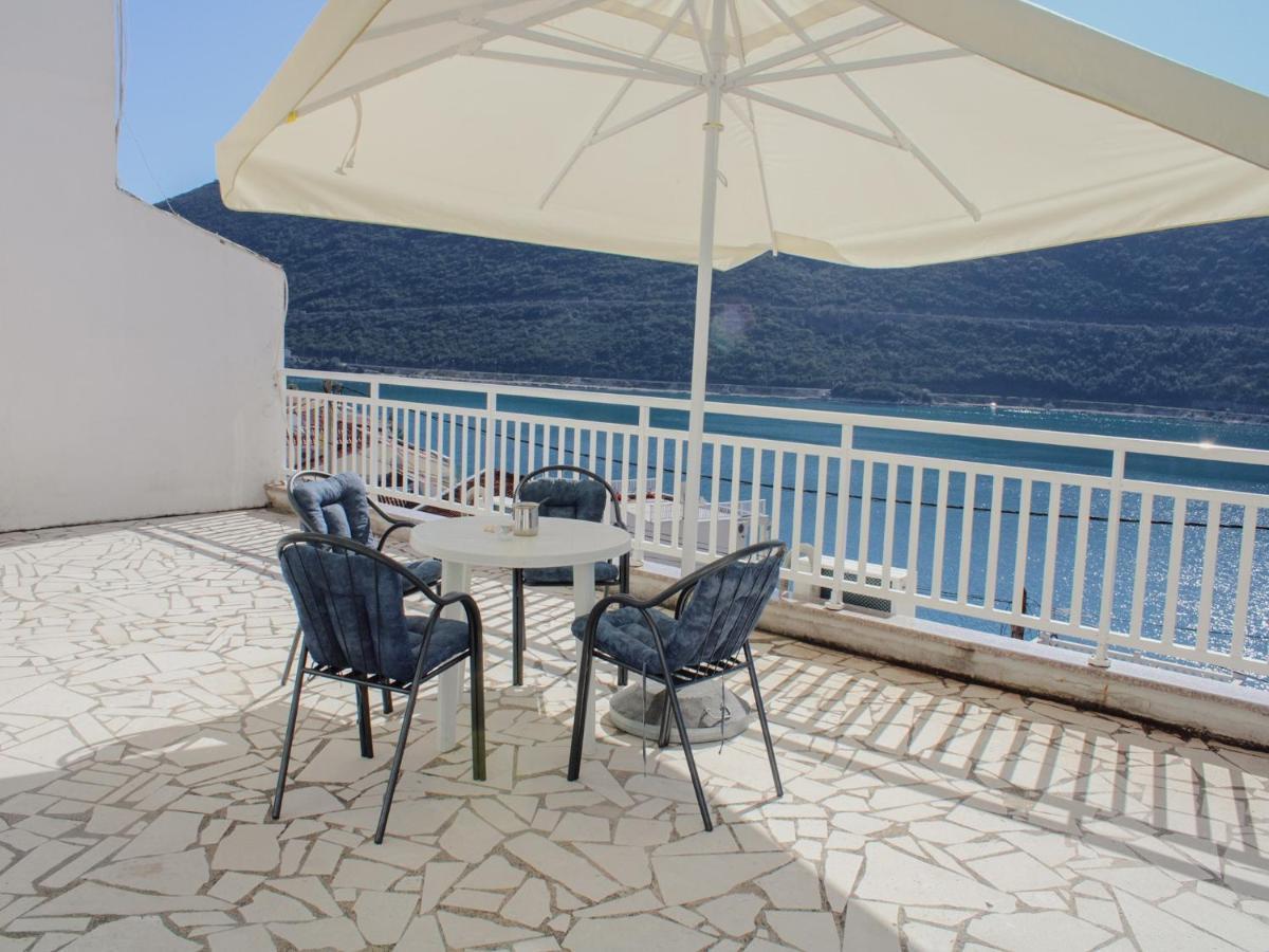 Apartments And Rooms Mato Neum Esterno foto