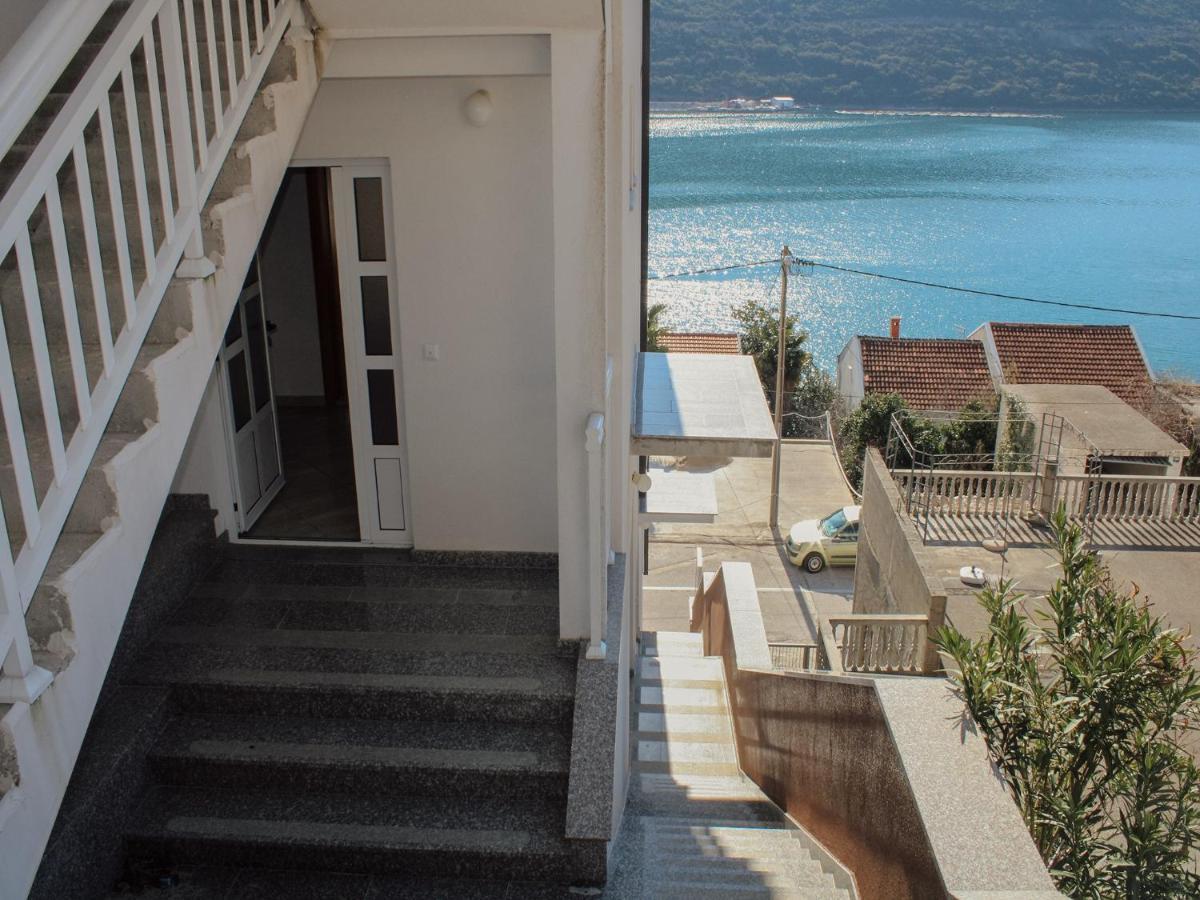 Apartments And Rooms Mato Neum Esterno foto