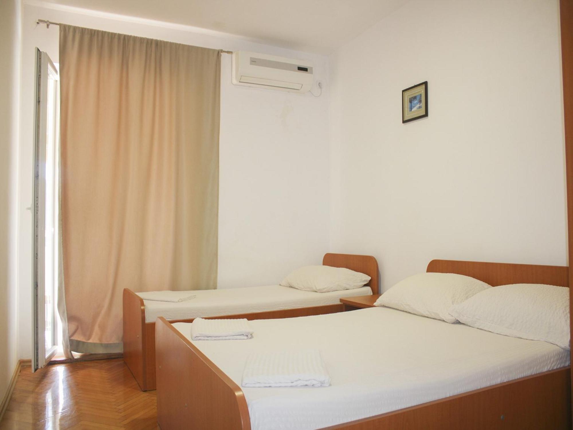 Apartments And Rooms Mato Neum Camera foto